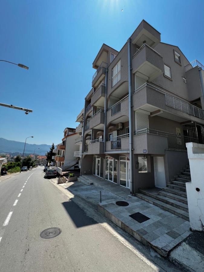 Guest House Mrvaljevic Budva Exteriör bild