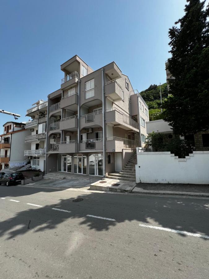 Guest House Mrvaljevic Budva Exteriör bild