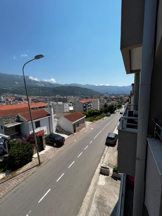 Guest House Mrvaljevic Budva Exteriör bild