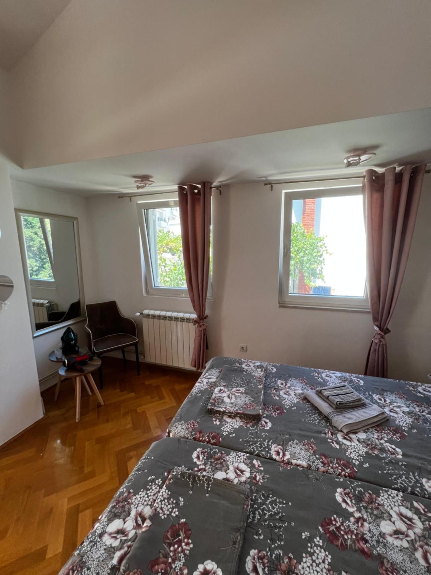 Guest House Mrvaljevic Budva Exteriör bild